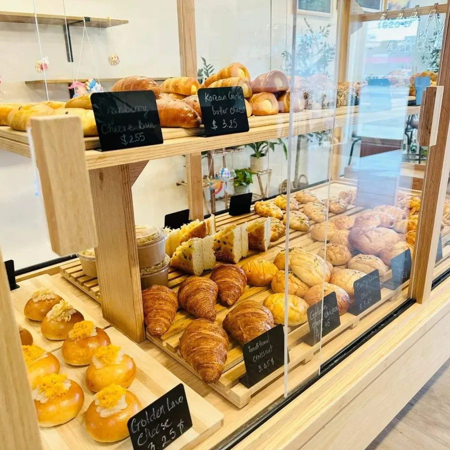 Bánh nên thử khi ghé tiệm
